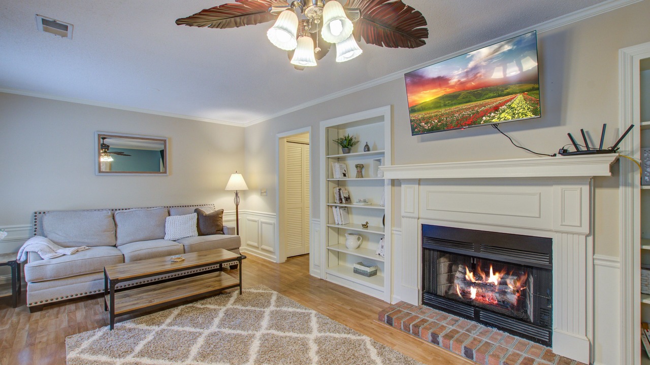 Photo of Livingroom in Lincolnville