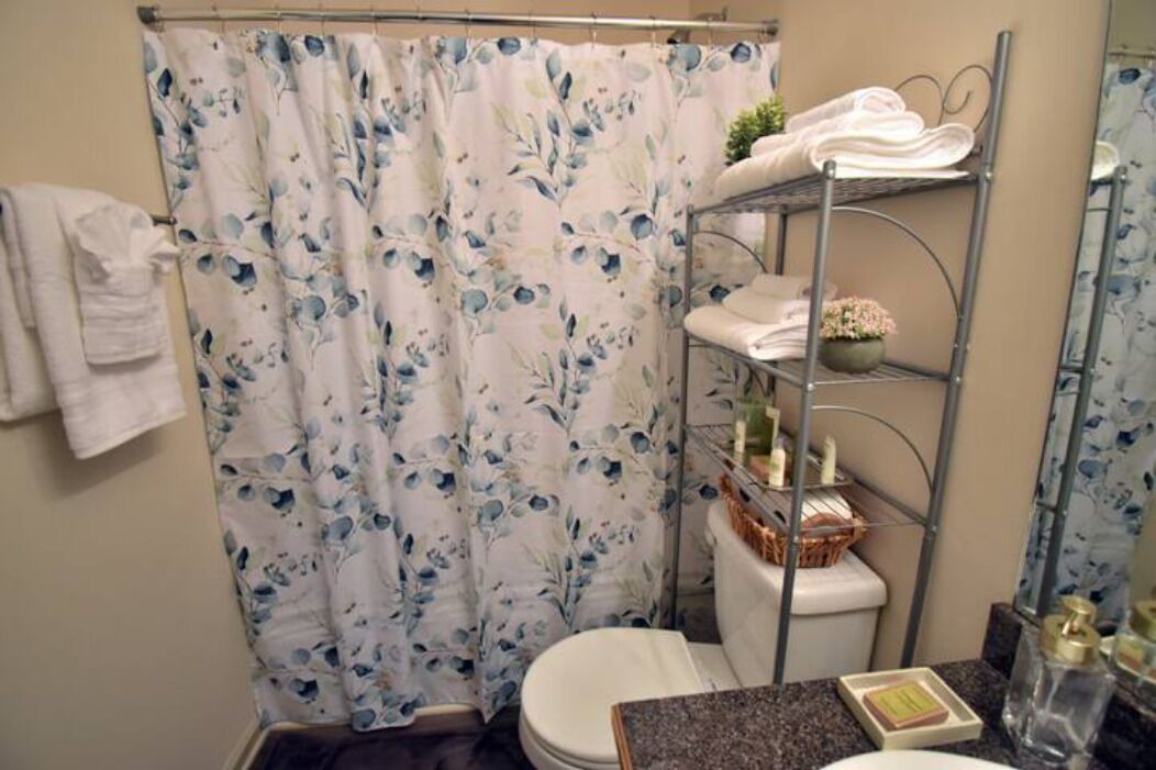 Photo of Bathroom in Winder