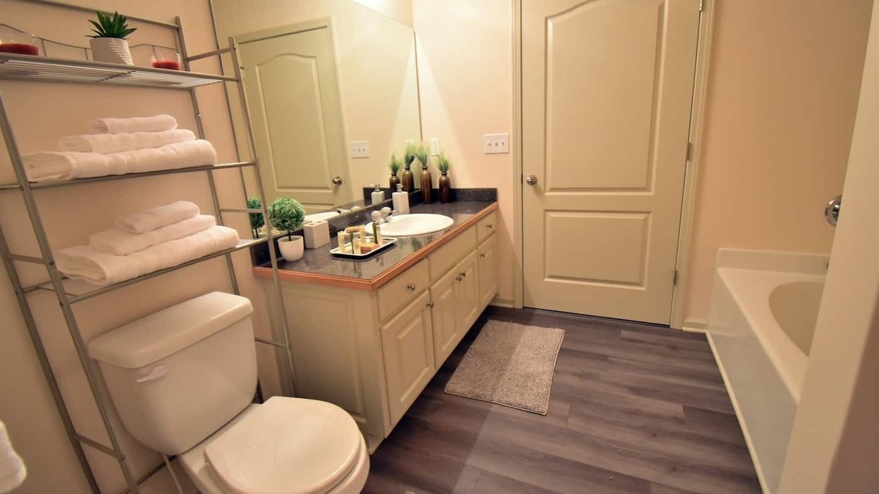 Photo of Bathroom in Winder