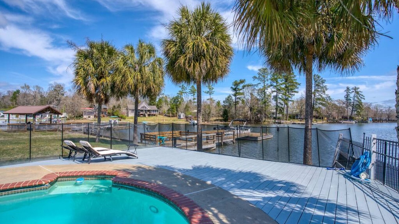 Photo of Outdoor in Leesville
