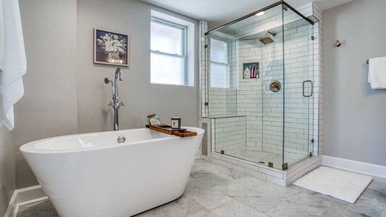 Photo of Bathroom in Leesville