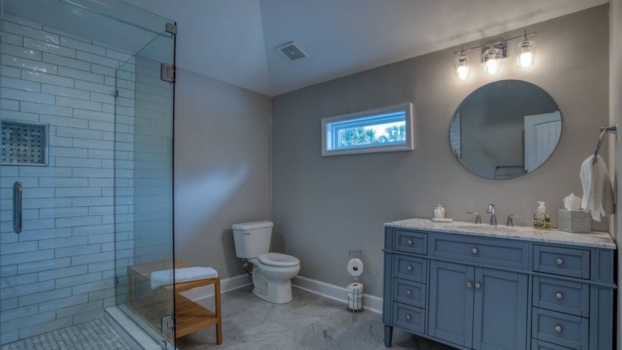 Photo of Bathroom in Leesville