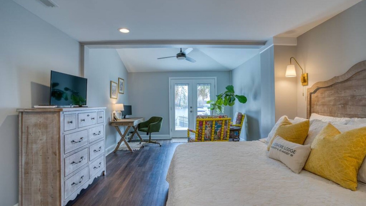 Photo of Bedroom in Leesville