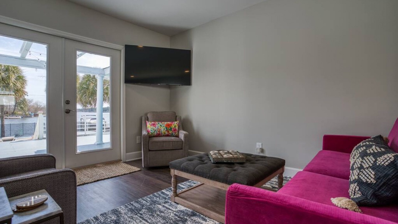 Photo of Livingroom in Leesville
