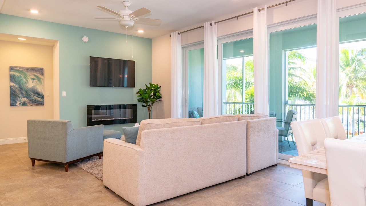 Photo of Livingroom in Whitney Beach