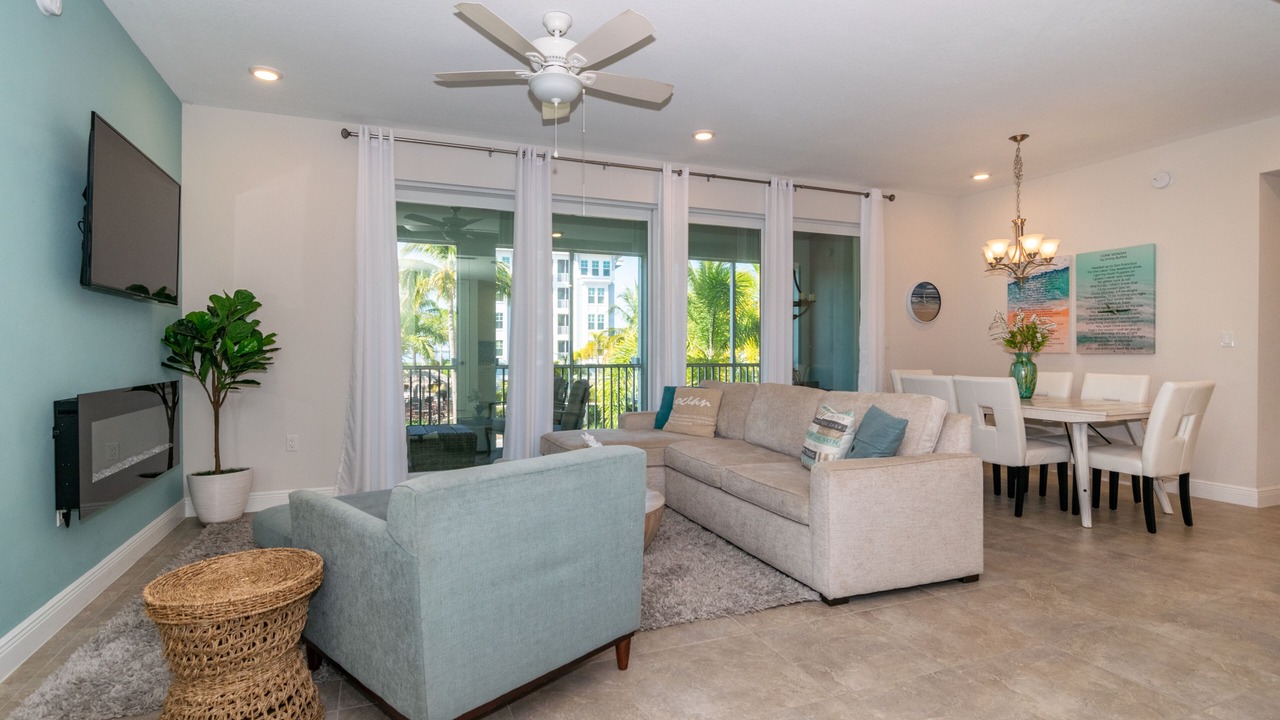 Photo of Livingroom in Whitney Beach