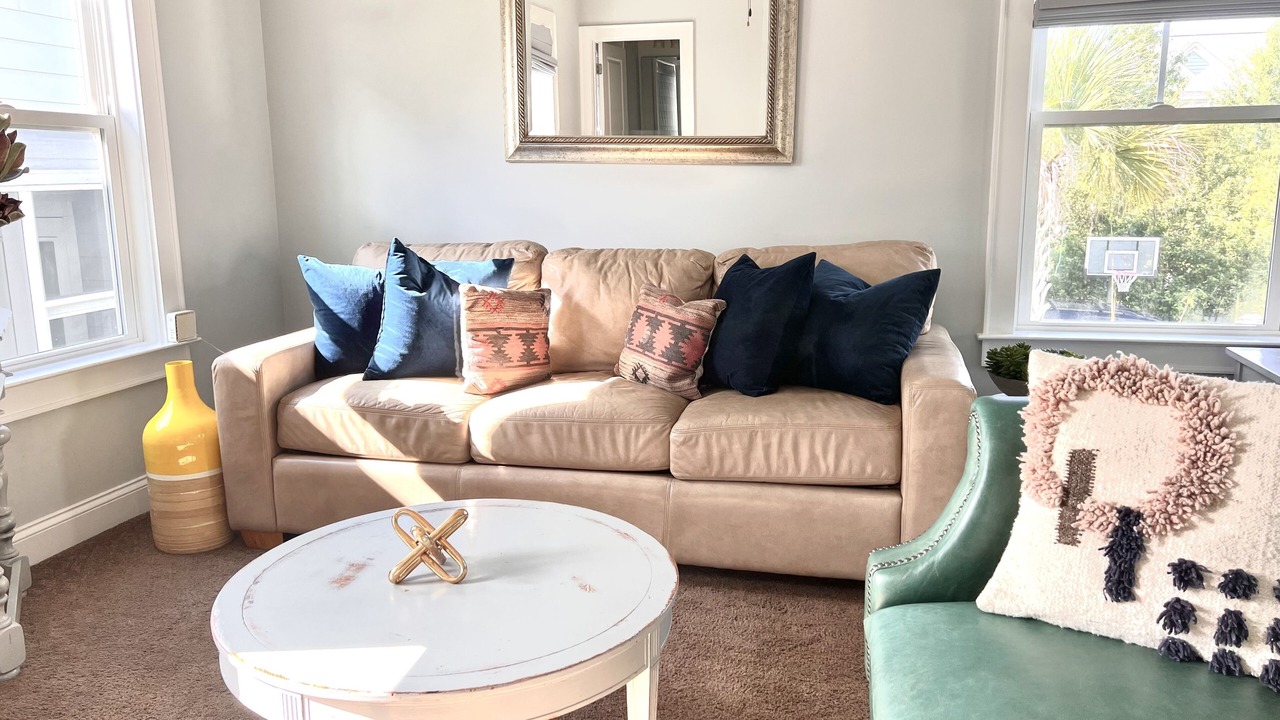 Photo of Livingroom in Charleston