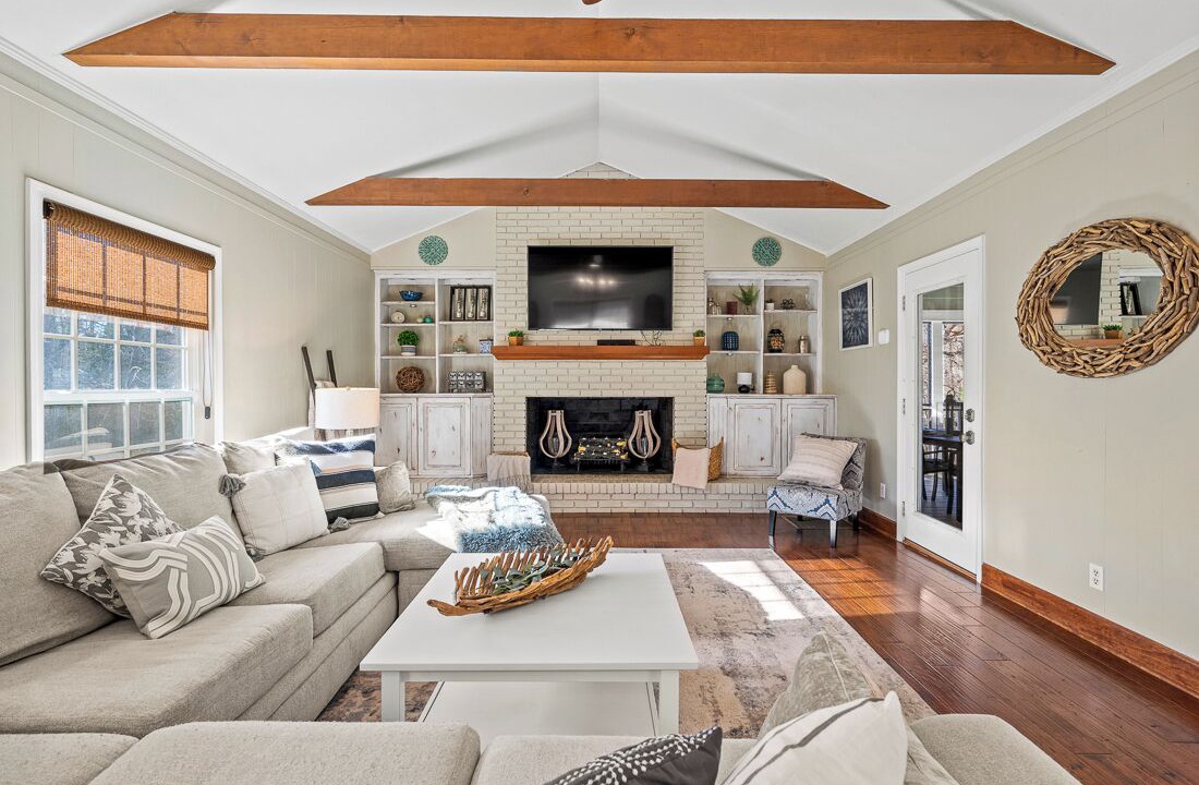 Photo of Livingroom in Gainesville