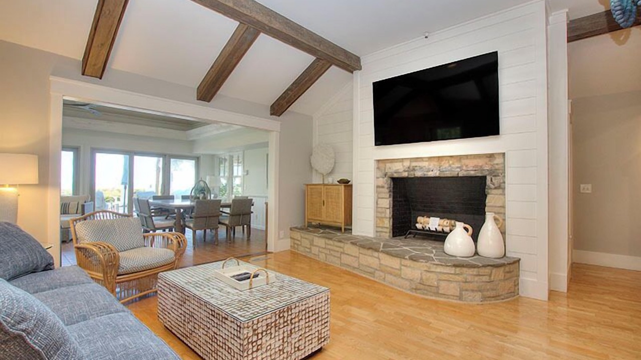 Photo of Livingroom in Oceanside