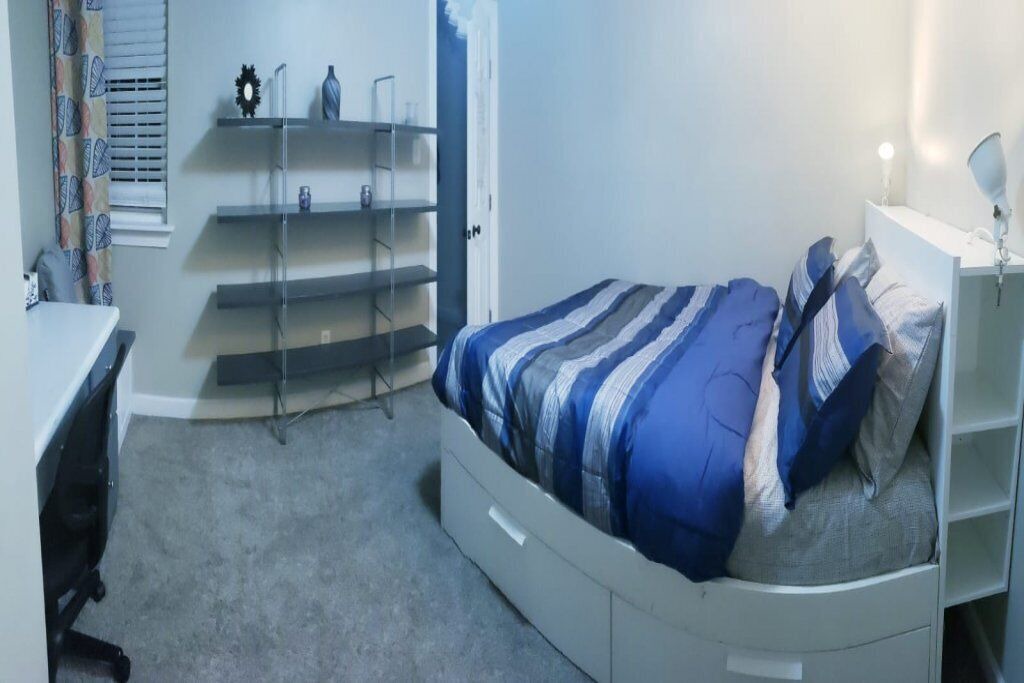 Photo of Bedroom in Martinez