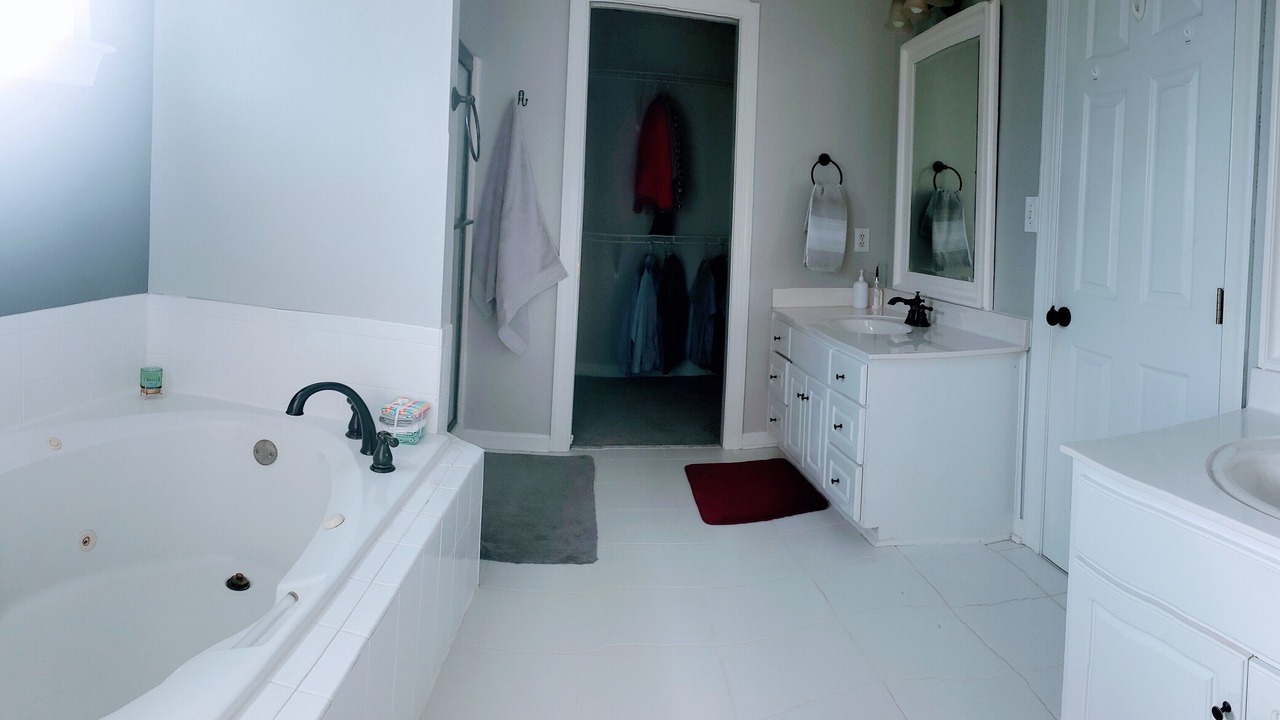 Photo of Bathroom in Martinez