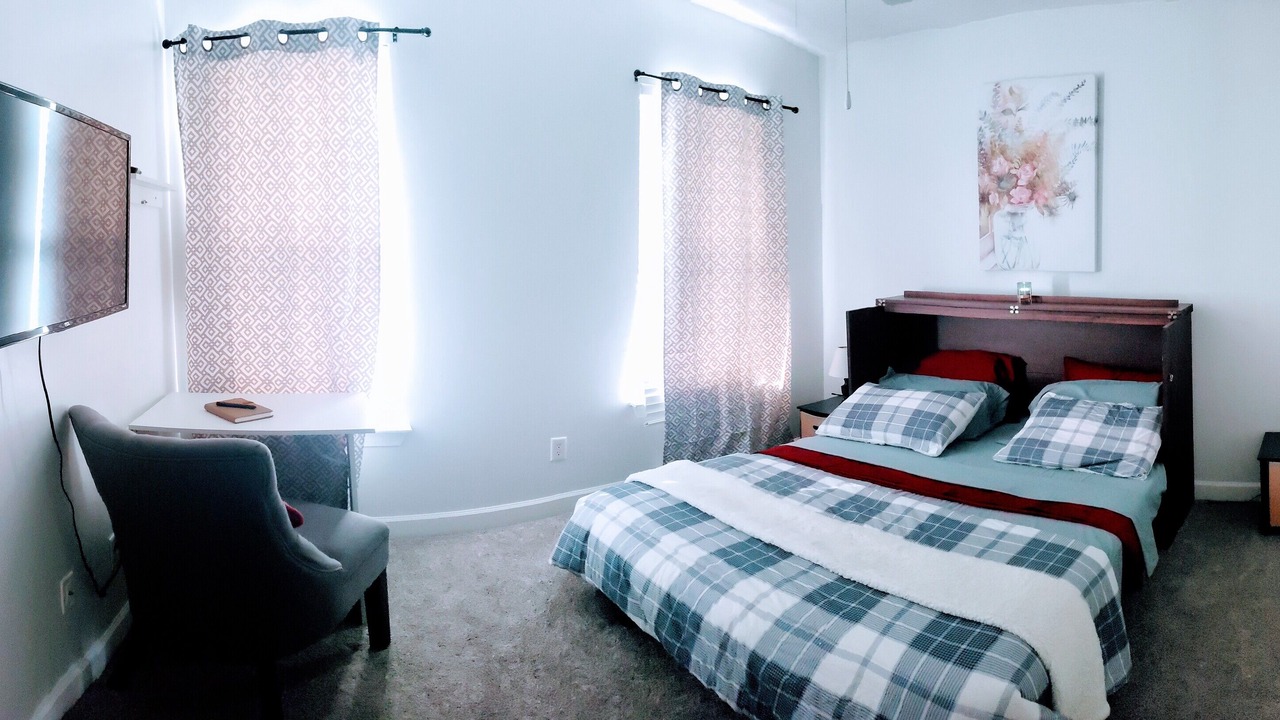 Photo of Bedroom in Martinez