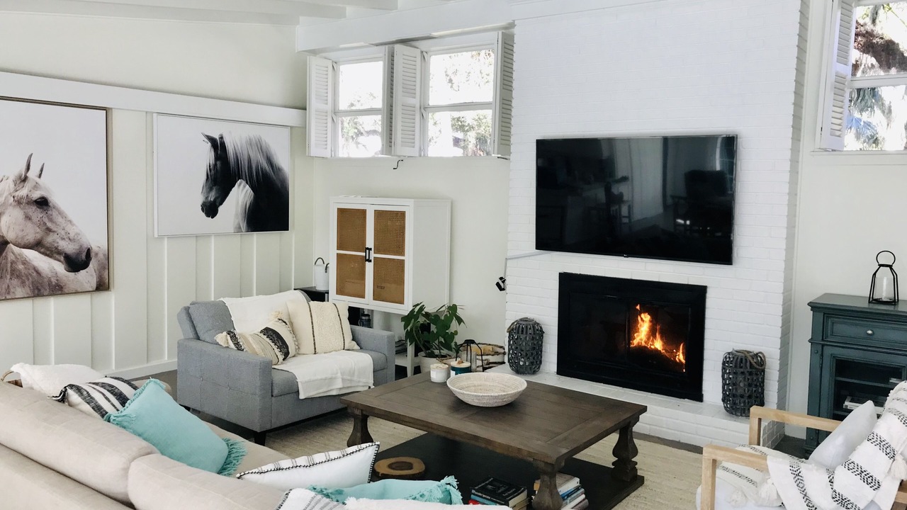 Photo of Livingroom in Central Beach