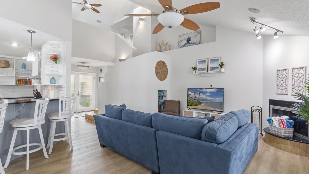 Photo of Livingroom in Sebastian Highlands
