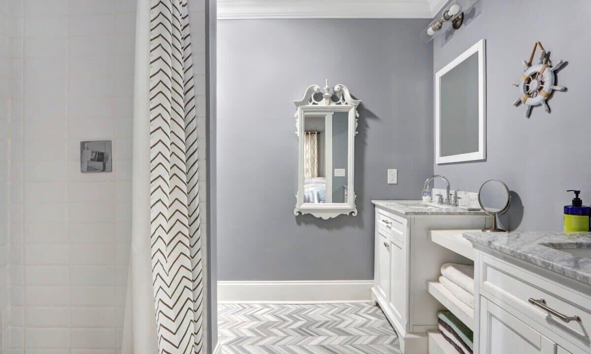 Photo of Bathroom in Savannah Victorian District