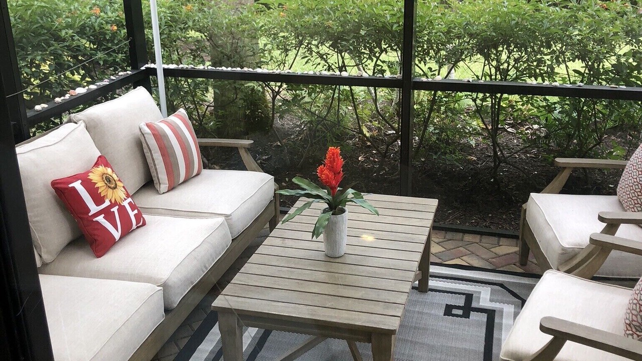Photo of Outdoor in Naples