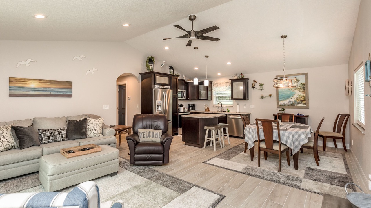 Photo of Livingroom in Sebastian