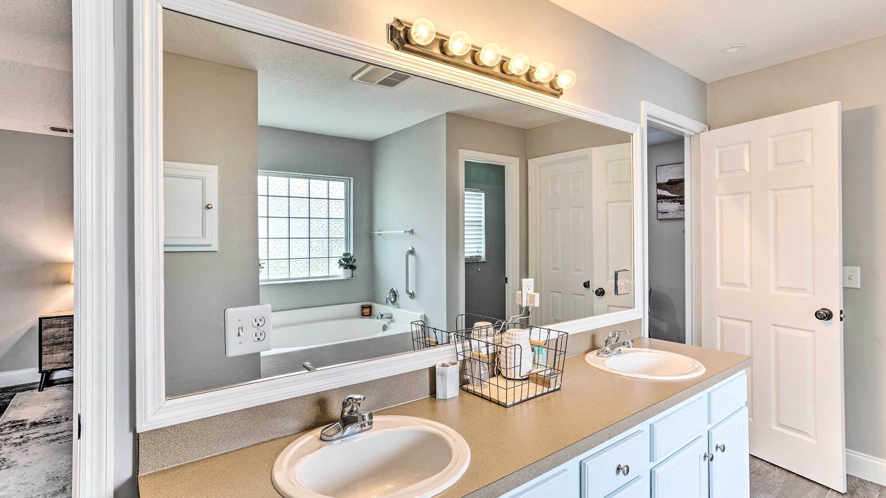 Photo of Bathroom in Port Saint Lucie