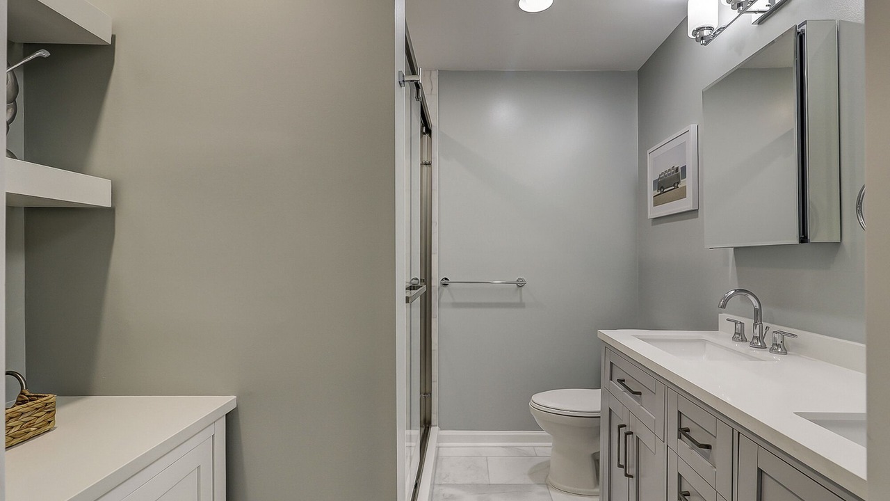 Photo of Bathroom in Shipyard Plantation