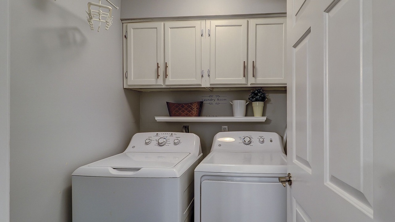 Photo of Bedroom in Shipyard Plantation