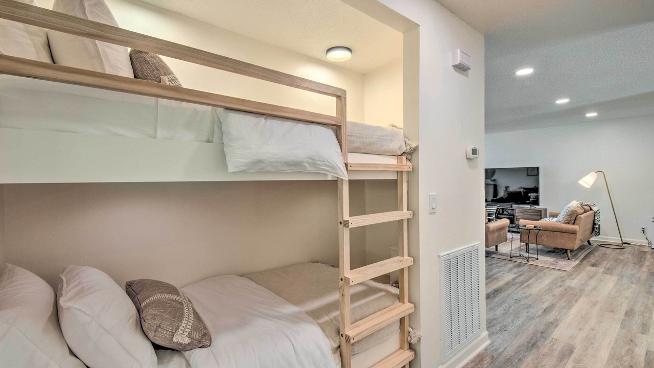 Photo of Bedroom in Townville