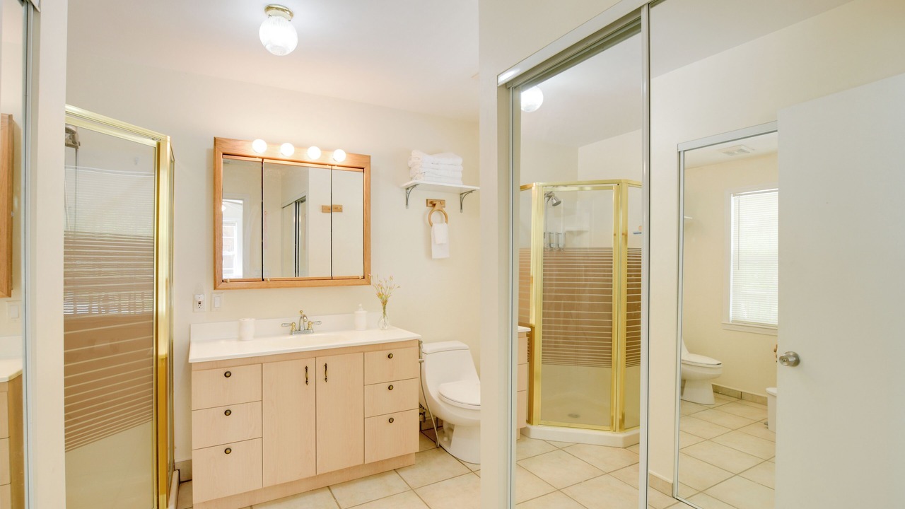 Photo of Bathroom in Tamassee