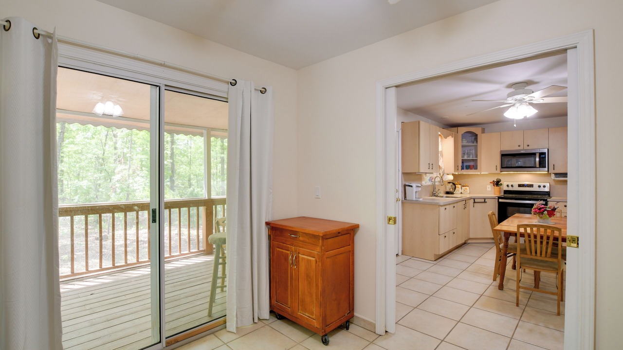 Photo of Kitchen in Tamassee