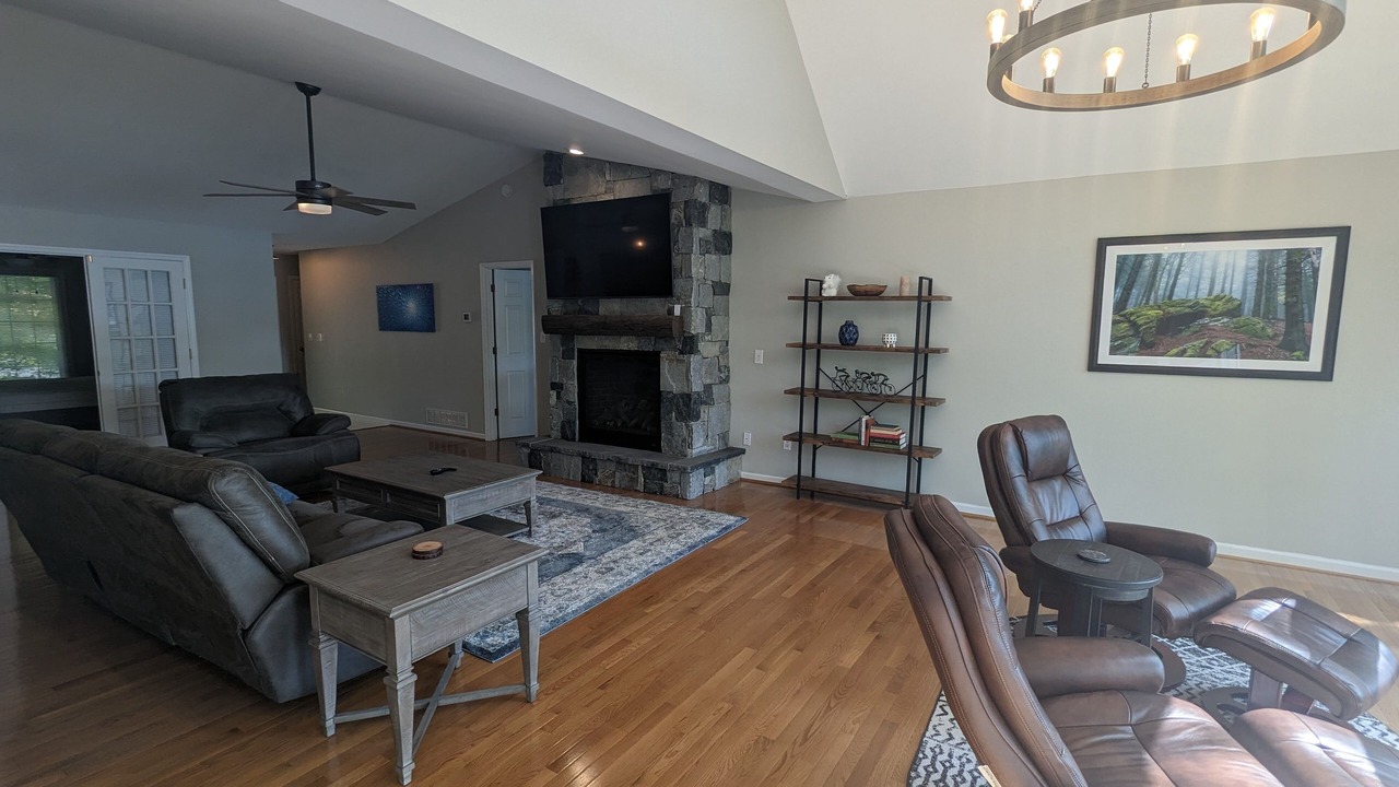Photo of Livingroom in Brevard
