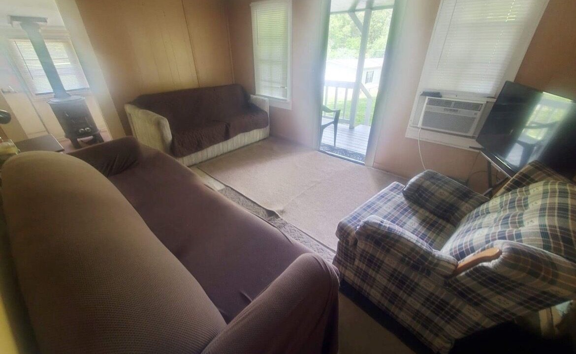 Photo of Livingroom in Topton