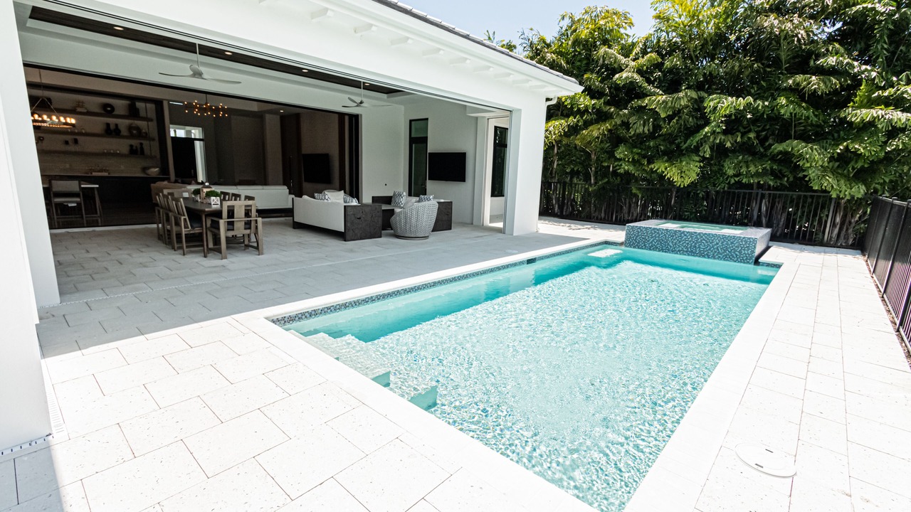Photo of Outdoor in Naples