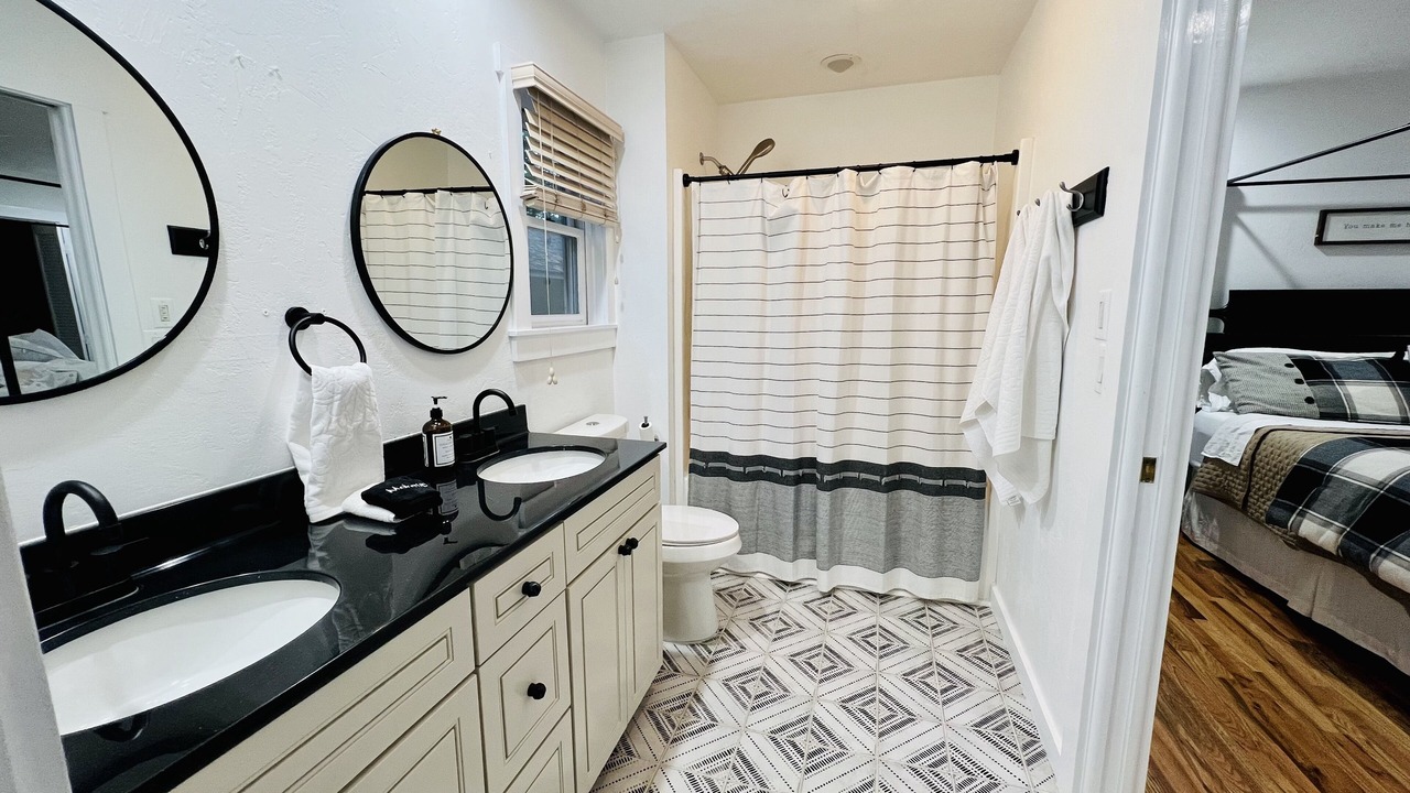 Photo of Bathroom in Highlands