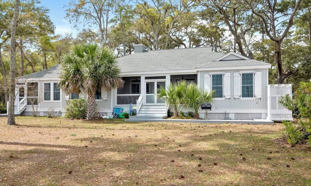 Photo of Outdoor in Melrose on the Beach