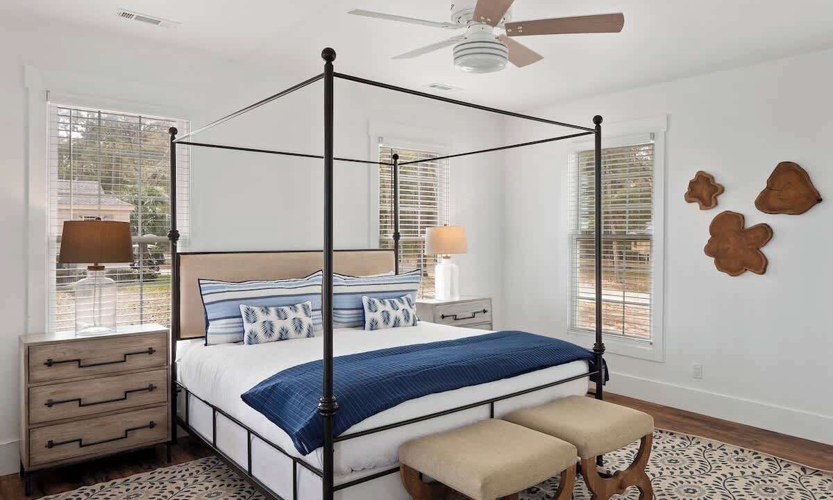 Photo of Bedroom in Melrose on the Beach