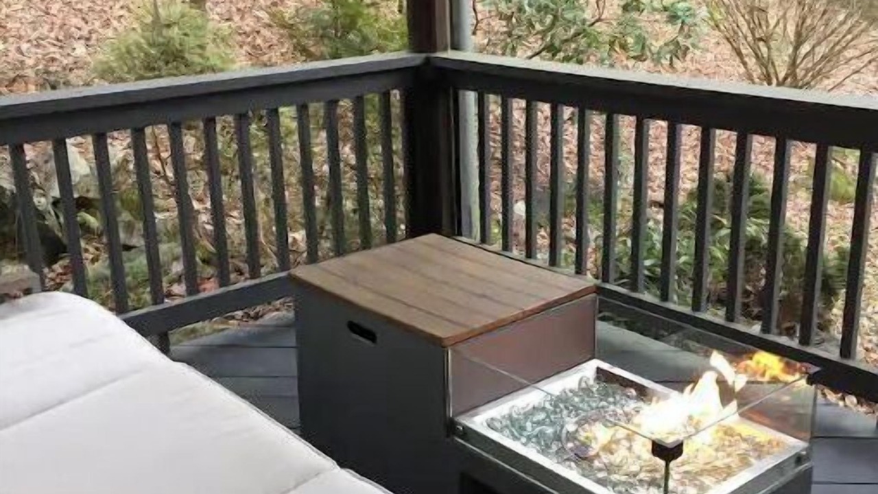 Photo of Outdoor in Glenville