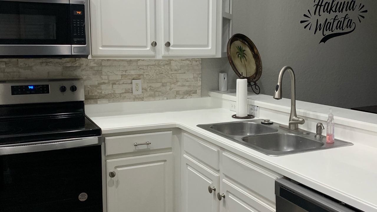 Photo of Kitchen in Lake Davenport Estates