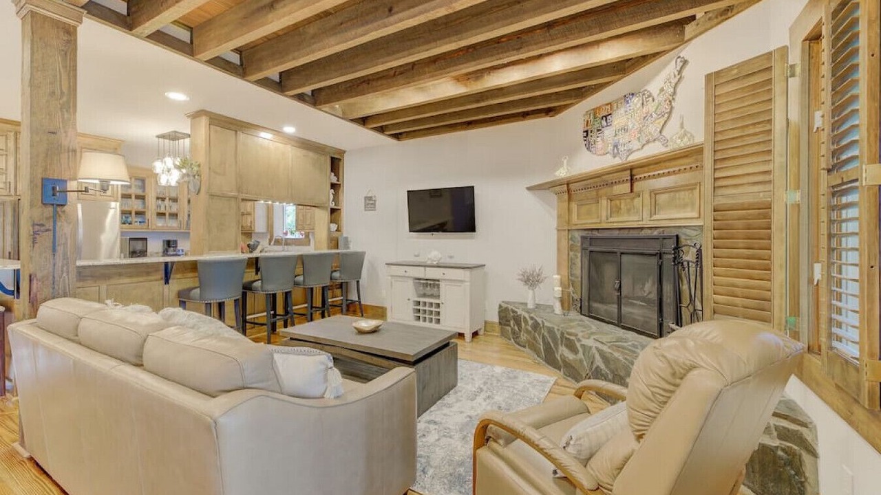 Photo of Livingroom in Gilbert