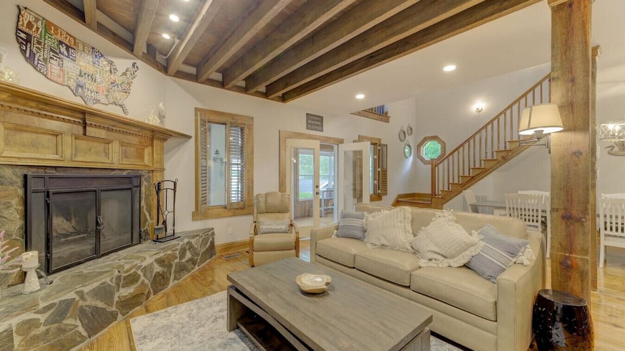 Photo of Livingroom in Gilbert