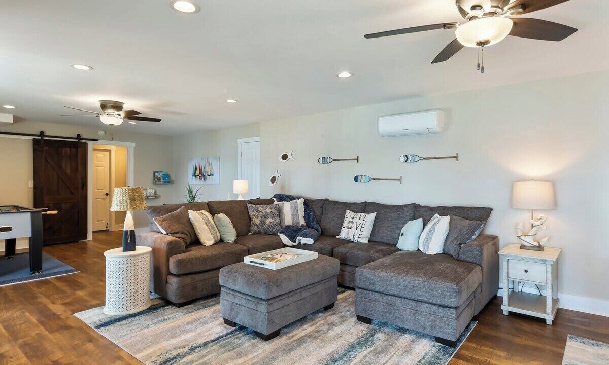 Photo of Livingroom in Seneca