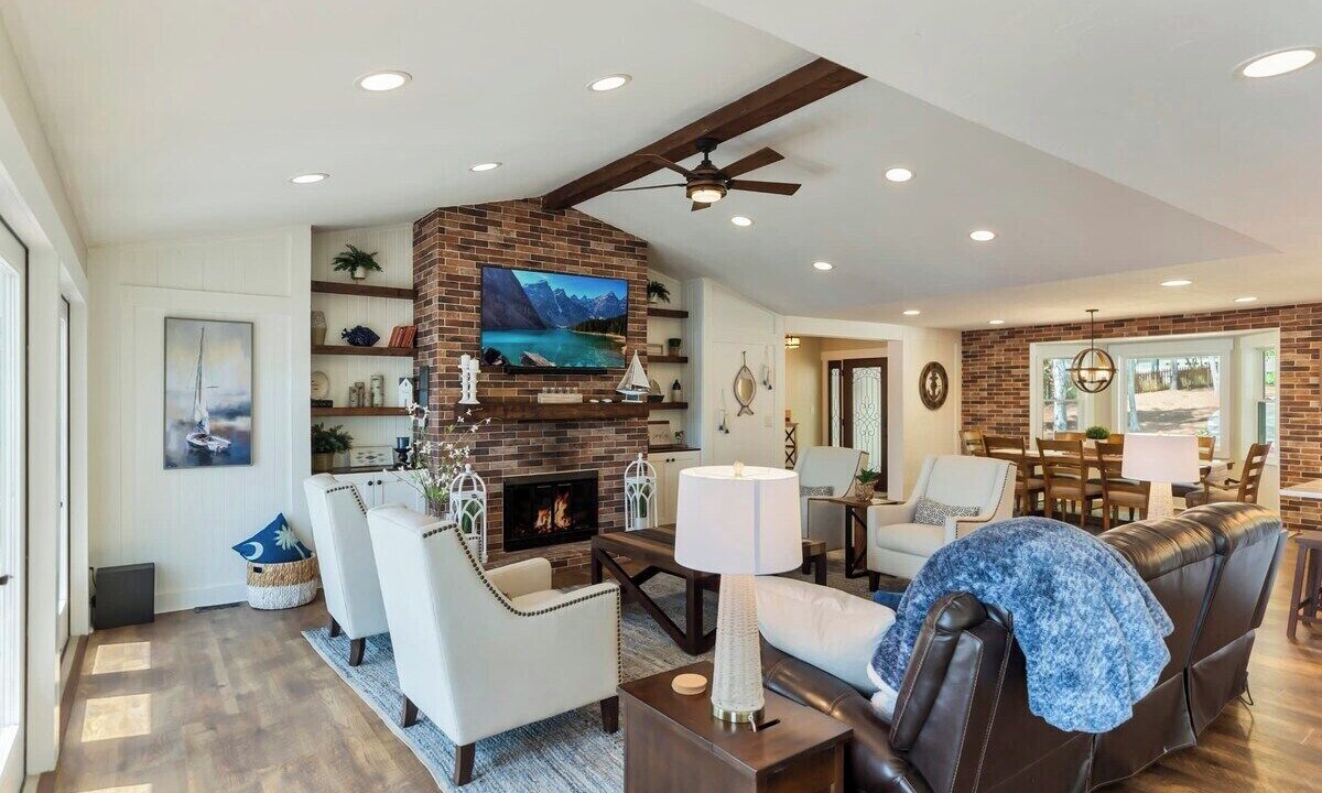 Photo of Livingroom in Seneca
