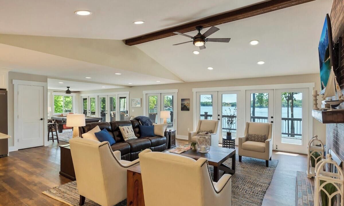 Photo of Livingroom in Seneca