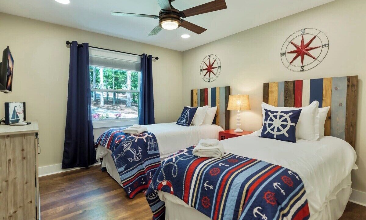 Photo of Bedroom in Seneca
