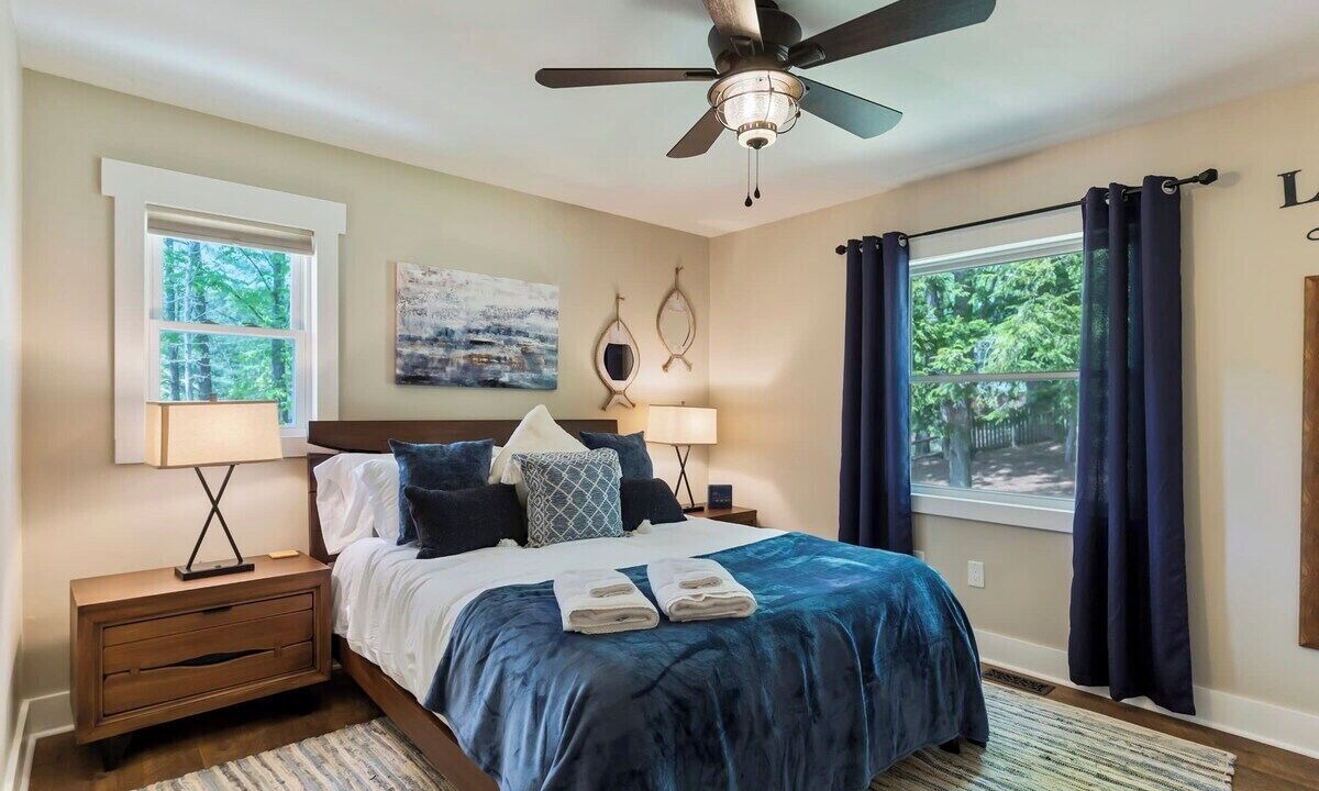 Photo of Bedroom in Seneca