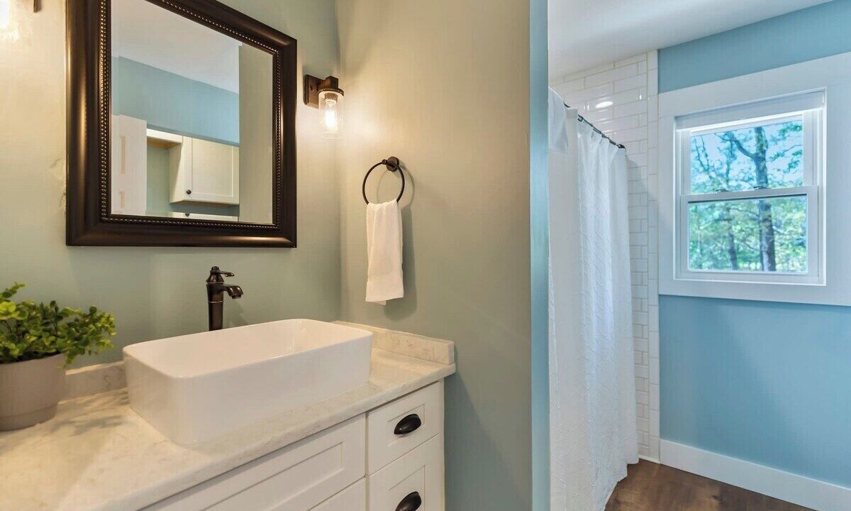 Photo of Bathroom in Seneca