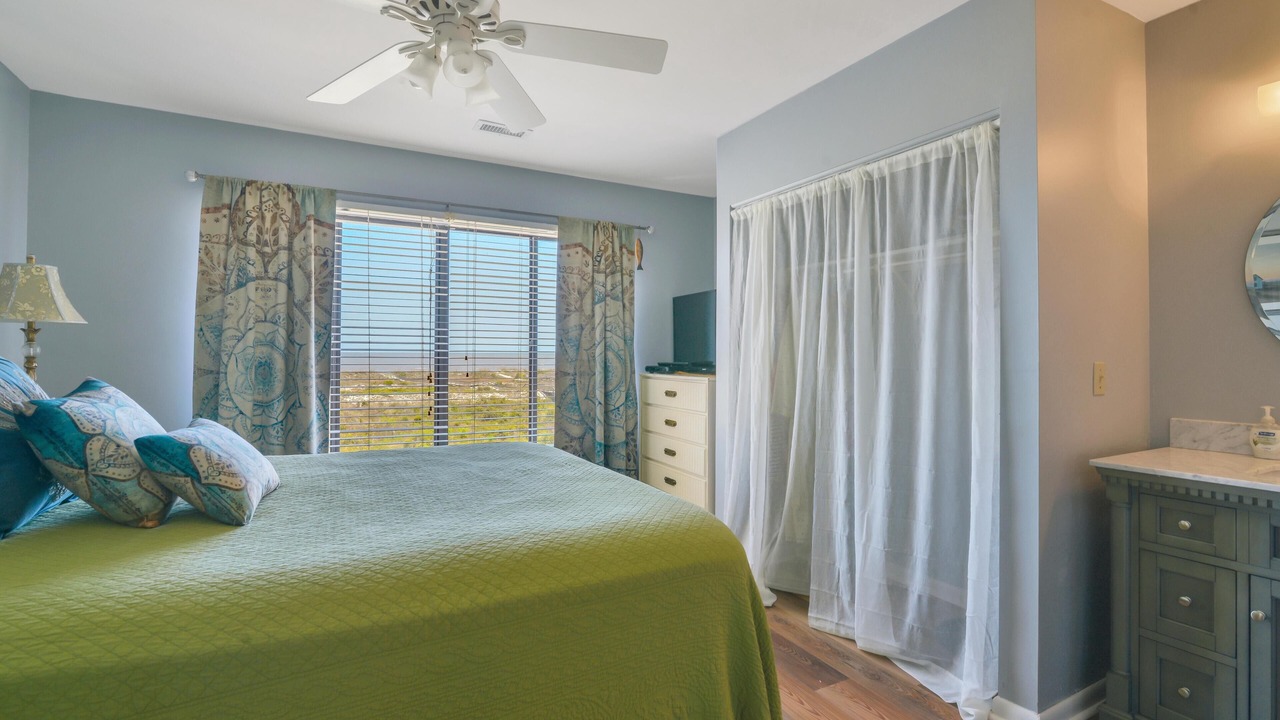 Photo of Bedroom in Oceanmarsh Subdivision