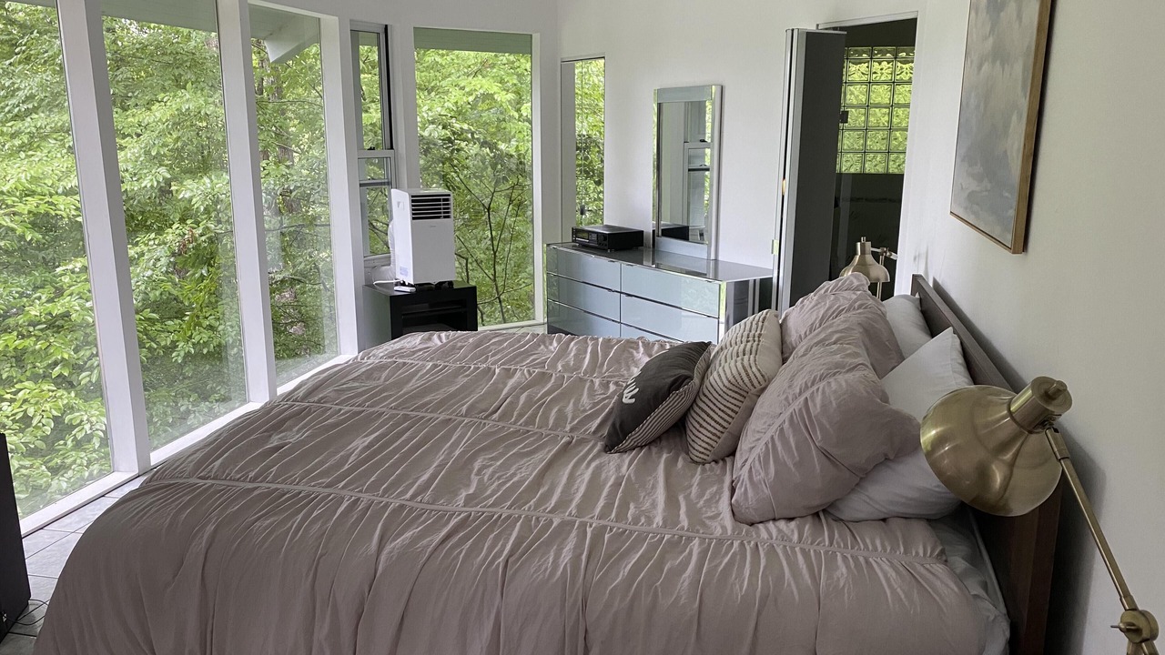 Photo of Bedroom in Topton