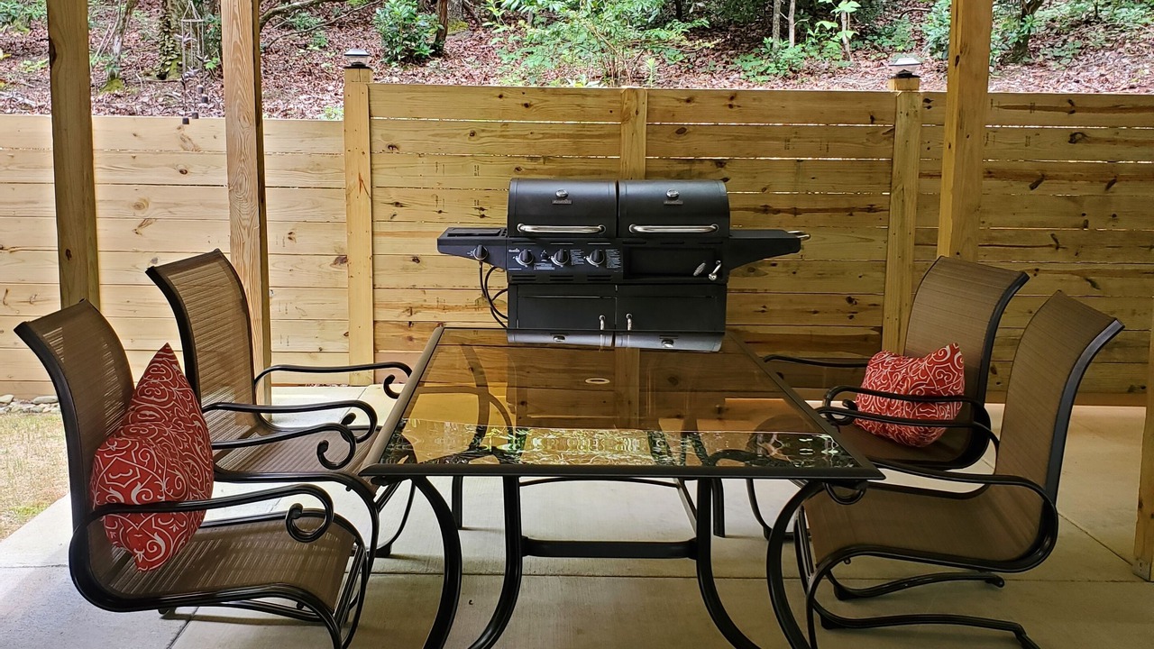 Photo of Outdoor in Pickens