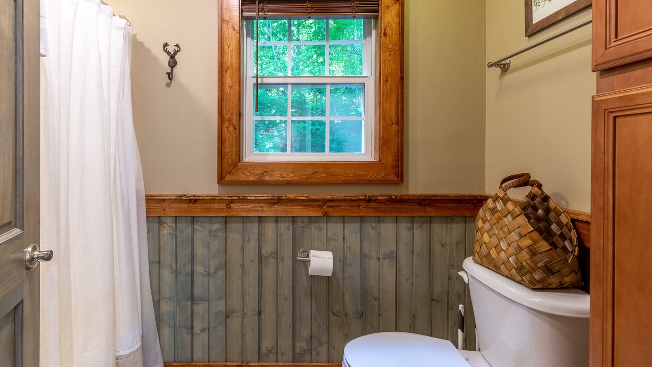 Photo of Bathroom in Cullowhee