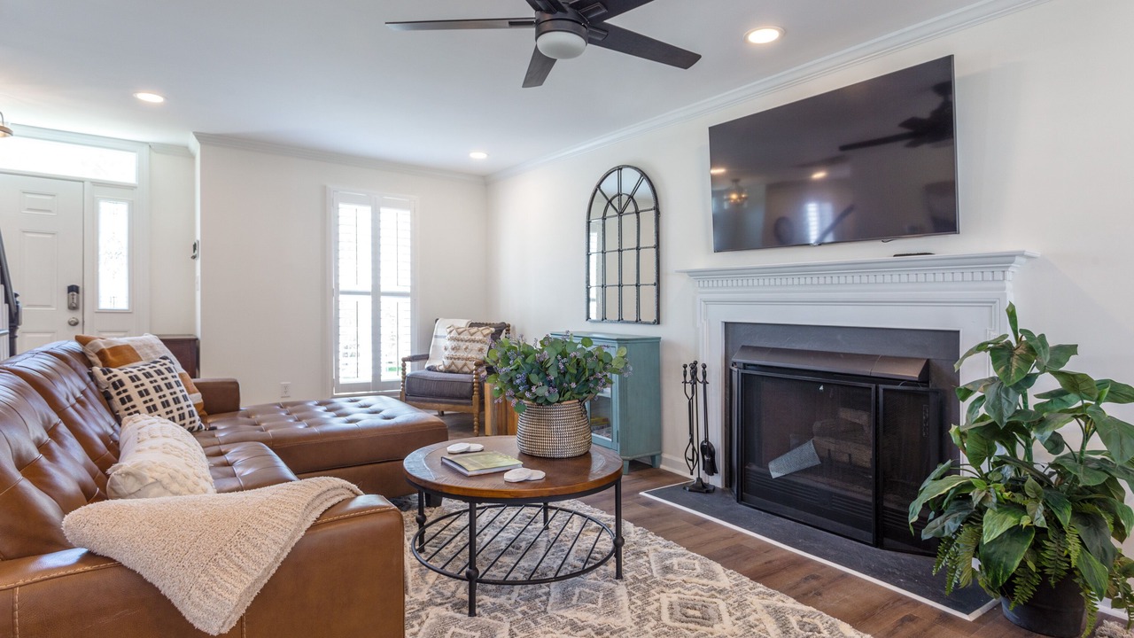 Photo of Livingroom in Cary