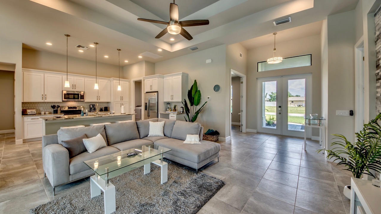 Photo of Livingroom in Trafalgar