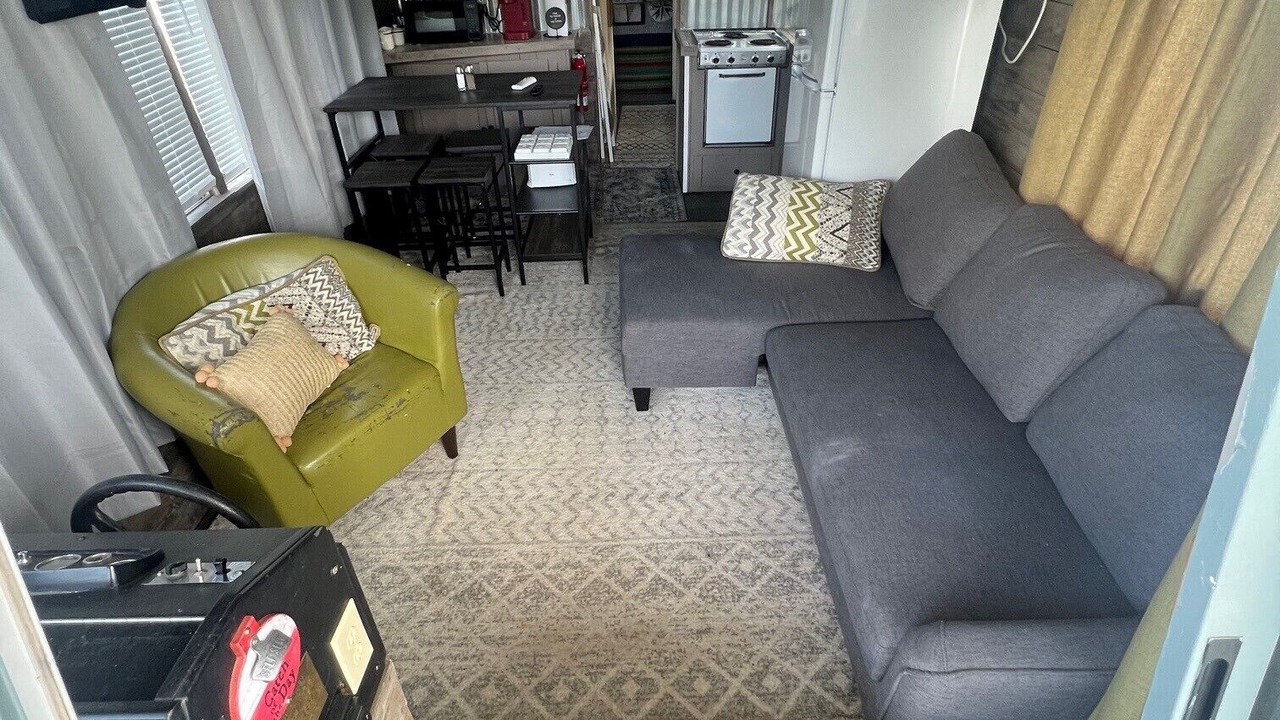 Photo of Livingroom in Salem